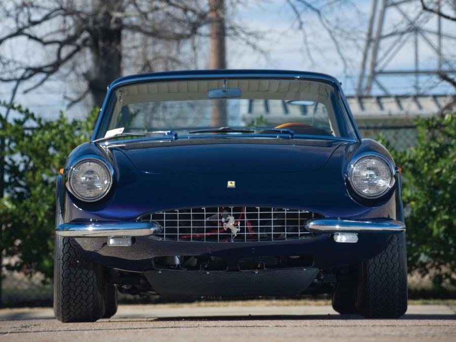  Ferrari 330 GTC 1966 года  (фото 7 из 101)